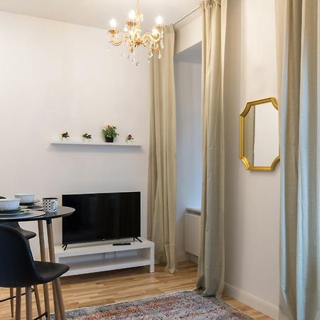 Theatre Apartments Lacplesa Рига Экстерьер фото